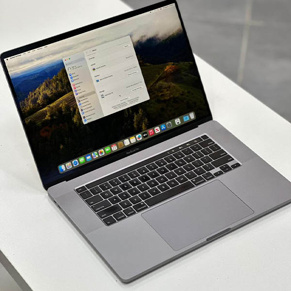 MacBook Pro 2019 – i9 2,3GHz (8 cœurs) 16”  16 Go RAM  1TB SSD